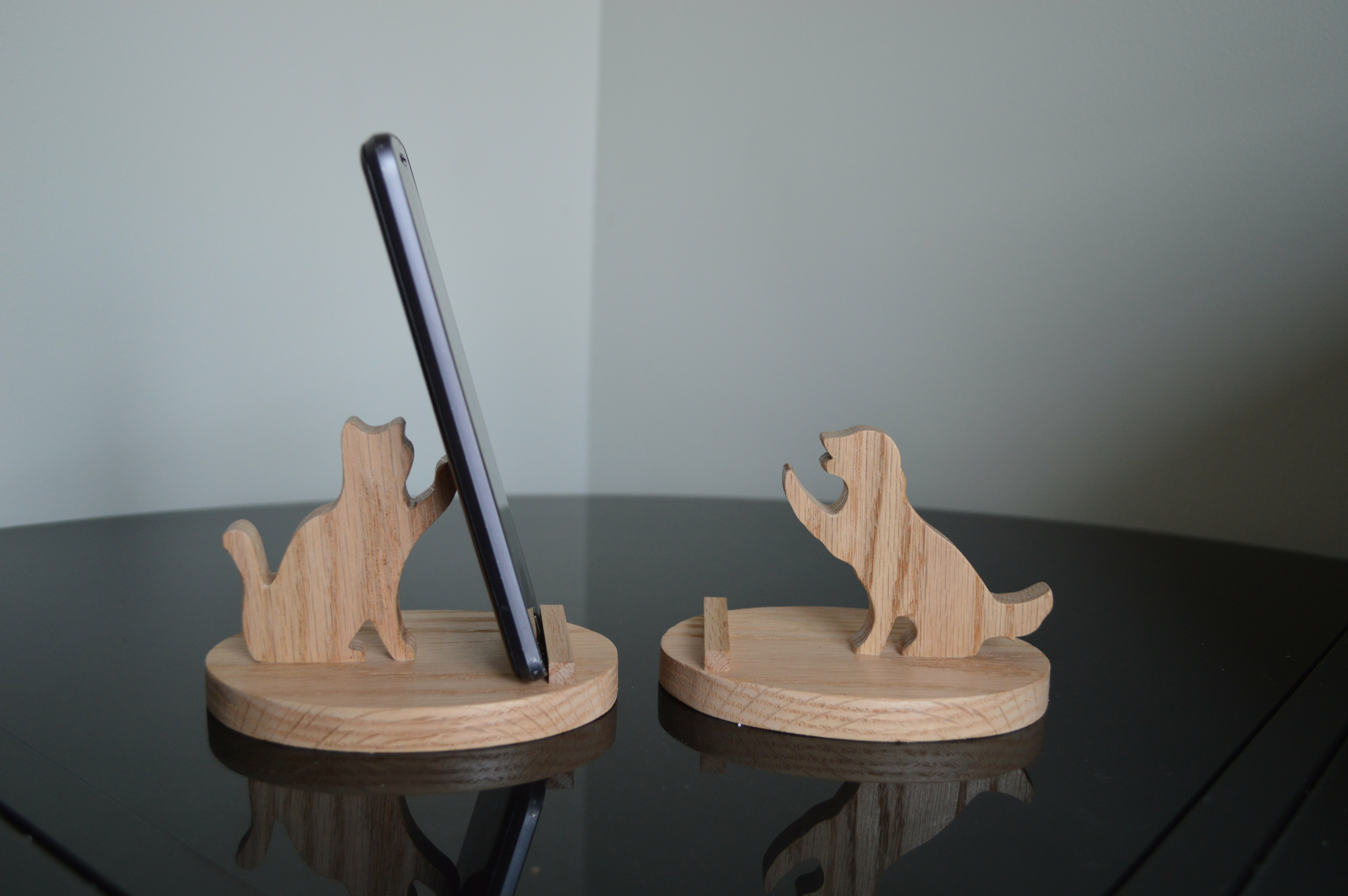 Oak Animal Cell Phone Stand | Inked Woodworking